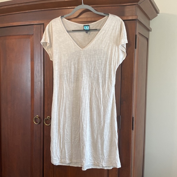 Vibrant Trina Turk bikini top, embroidered detailing, upper tassel tie & coverup - Picture 8 of 8